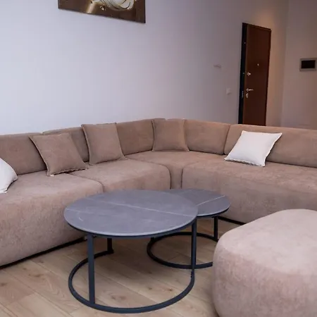 Modern 110 M2 Near Tirana And Airport Apartamento